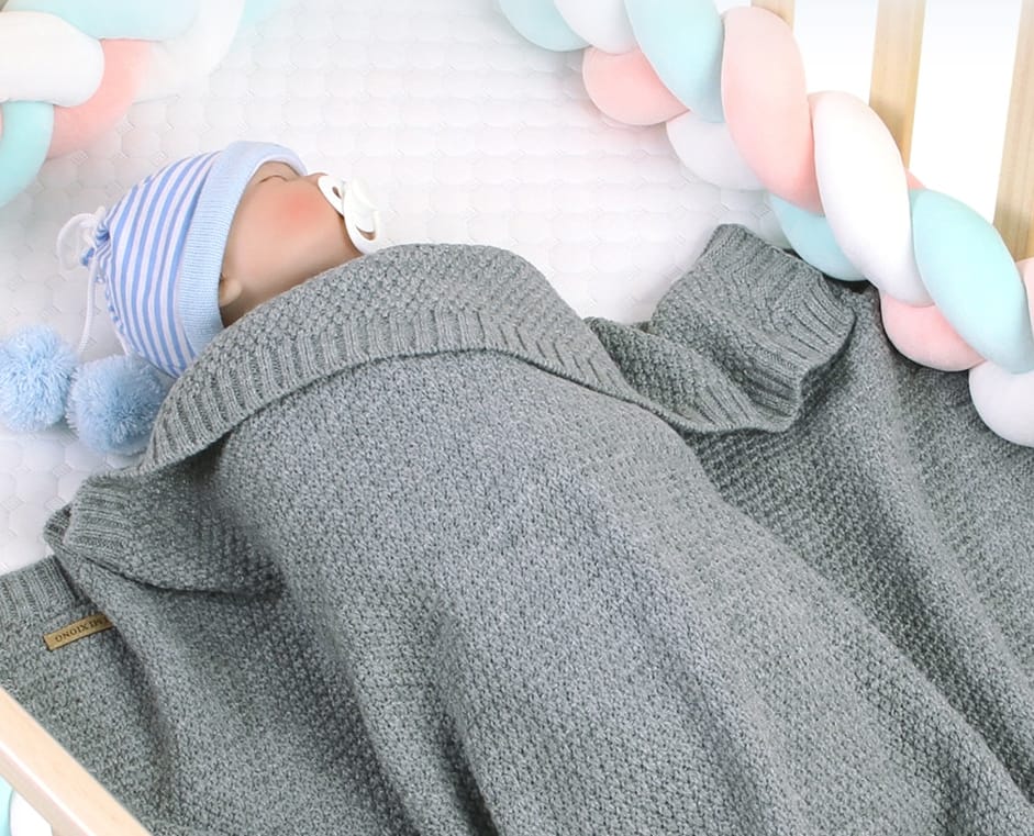Knitted Blanket for Newborn Babies